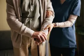 Ein würdevoller Umgang im Pflegeheim